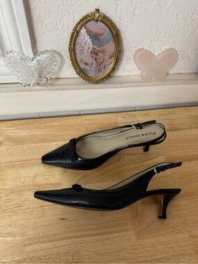 Ellen Tracy Y2K Black Slingback Kitten Heels Size 7 Pointed Toe Bow Detail